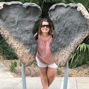 Meet your Posher, Lisa